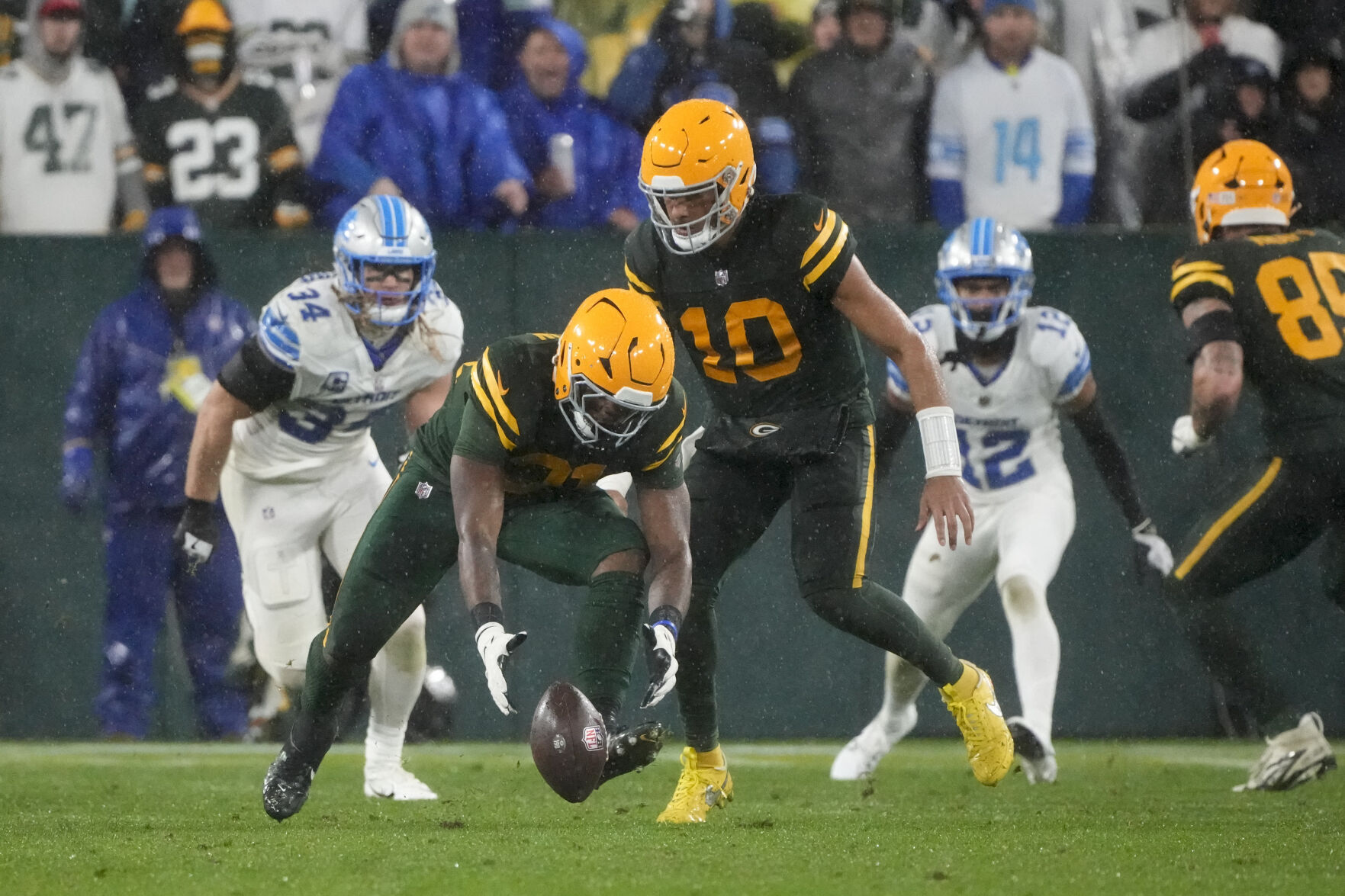 Polzin: Blunder-filled loss leaves Packers chasing in NFC North race